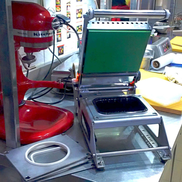 аппарат для запайки лотков ручной VASSILII compact купить в Ижевске по цене от производителя